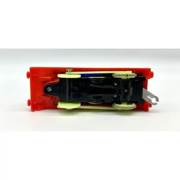 Thomas & Friends Trackmaster Glow In The Dark Motorized Train Engine Tested - Picture 8 of 9